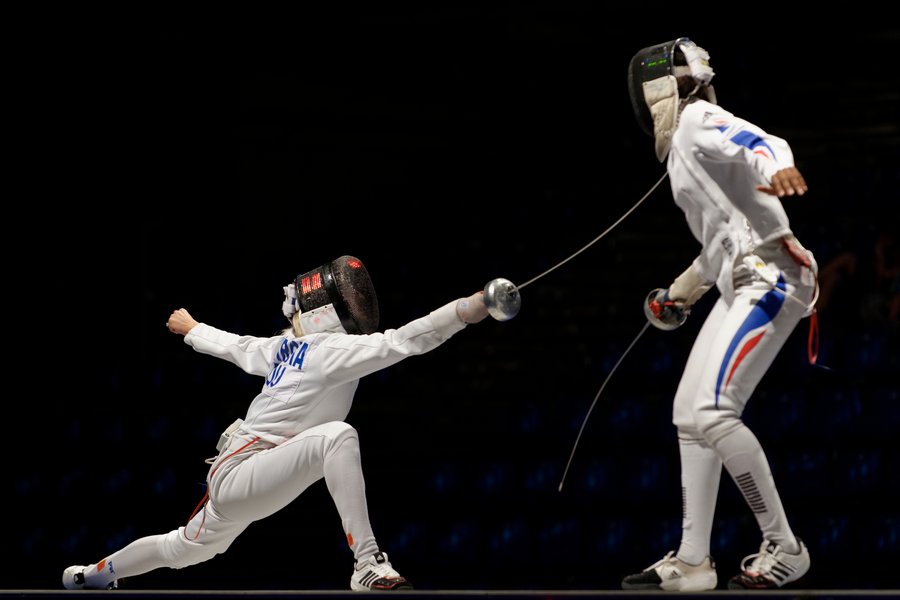 Linear footwork in European fencing