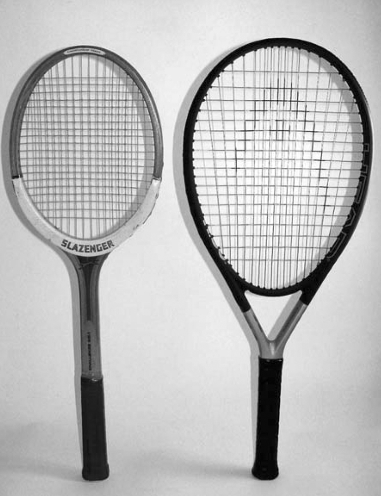 Hình ảnh từ Modern Tennis Rackets, Balls, and Surfaces