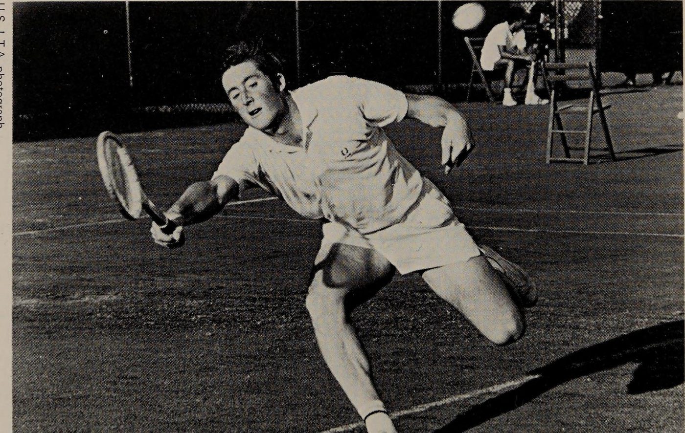 Hình 6.2: From his right foot Great Britain's Peter Curtis reaches those extra inches. (See text, pa