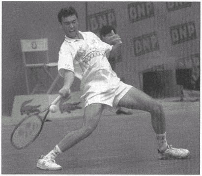 Minh họa bài tập trong sách Complete Conditioning for Tennis