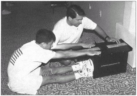 Minh họa bài tập trong sách Complete Conditioning for Tennis