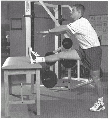 Minh họa bài tập trong sách Complete Conditioning for Tennis