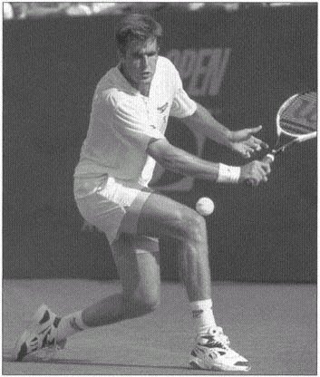 Minh họa bài tập trong sách Complete Conditioning for Tennis
