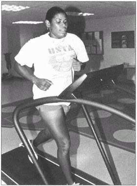 Minh họa bài tập trong sách Complete Conditioning for Tennis