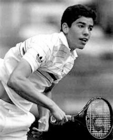 Pete Sampras thời niên thiếu — Huấn luyện kỹ thuật chuẩn mực từ nhỏ
