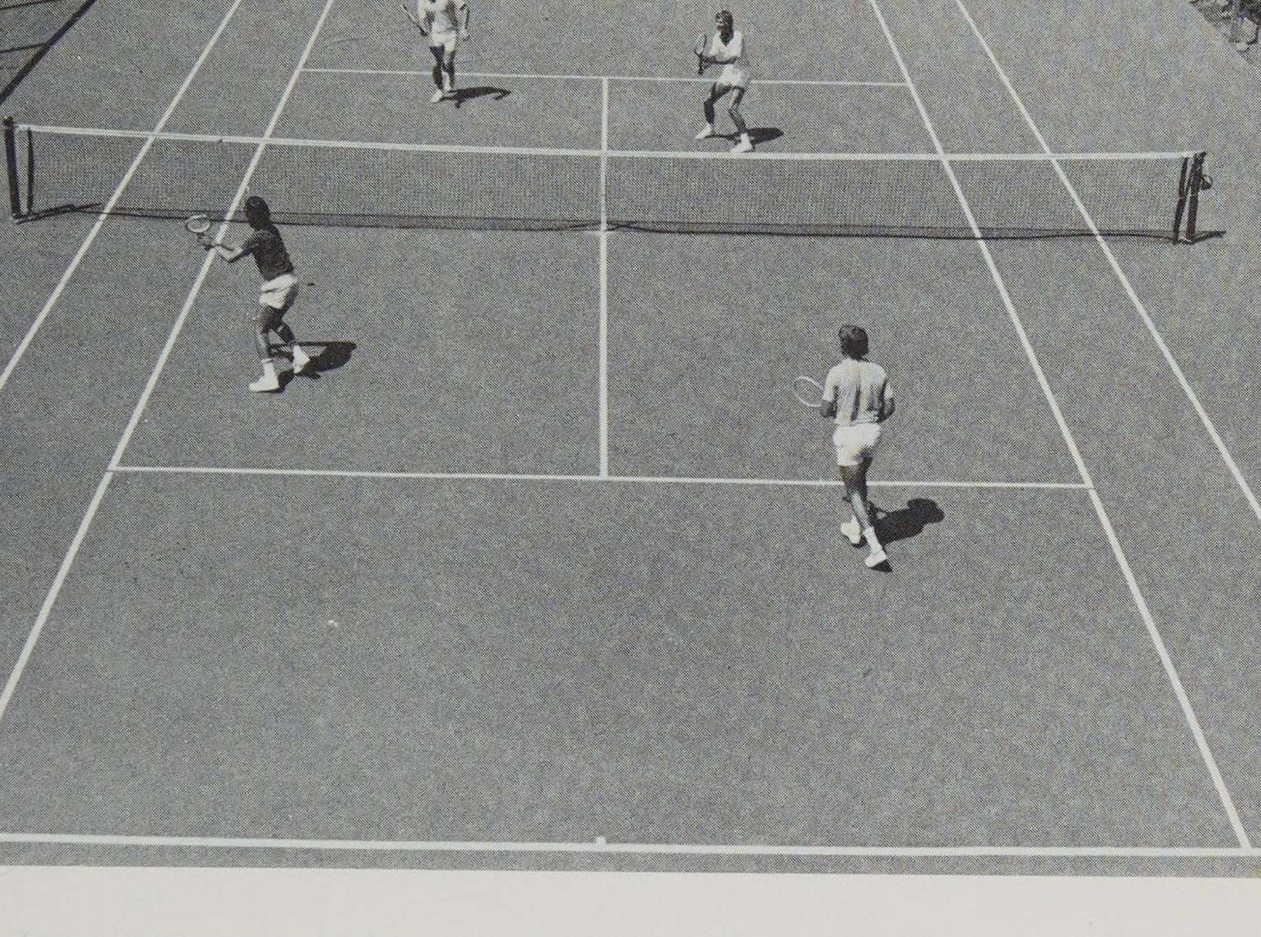 Tình huống P.81: Cú Volley Trái Tay Đóng Đinh Vào Khoảng Trống Giữa Sân